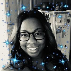 Meet your Posher, Johnelle